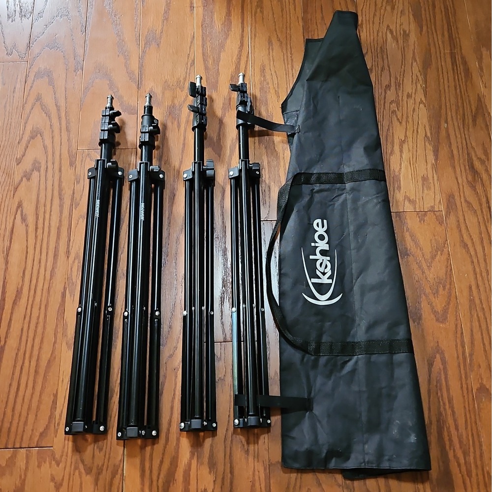Lot Of 4 Photo Lights Studio Stands With Carrying Bag Neewer